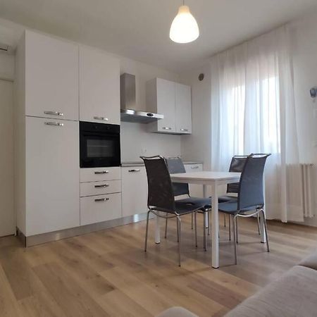 Delta D Piazza Marina- 50 Mt Dal Mare - Immobil Relax Leilighet Lido di Jesolo Eksteriør bilde